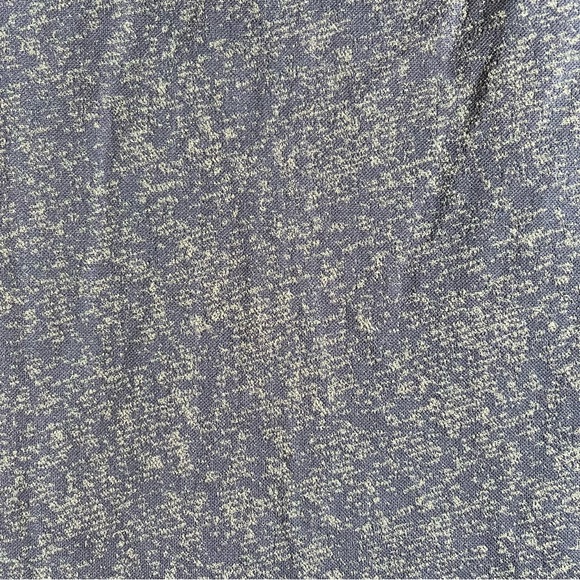 Lululemon long sleeve size 4 - Picture 2 of 4